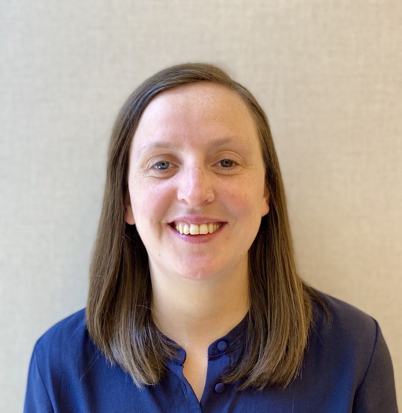 Dr Lisa Dewar